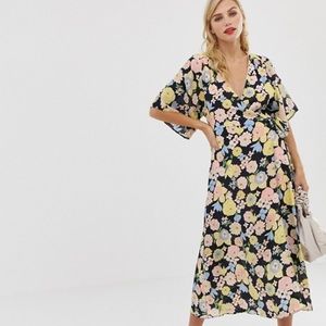 Wrap maxi dress with tie belt retro print